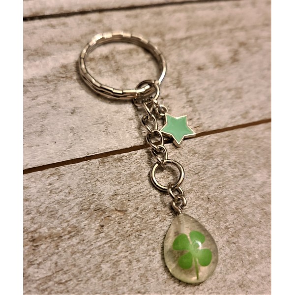 Lucky Clover Keychain Star Charm Teardrop Resin Four Leaf Shamrock Gift Jewelry Lucky Clover Keychain Star Charm Teardrop Resin Four Leaf Shamrock Gift Jewelry
